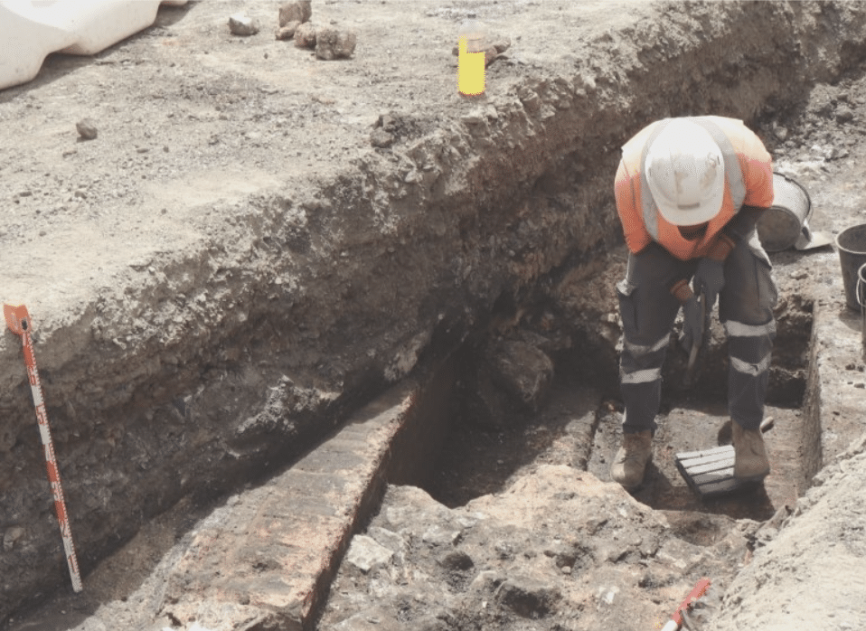 Artefact Central Station